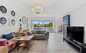 Central Lux 2Br Apt With City Views & Balcony